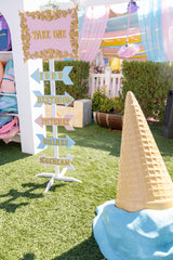 Signs – Stylish 5-Foot Tall Event Sign for Rentals